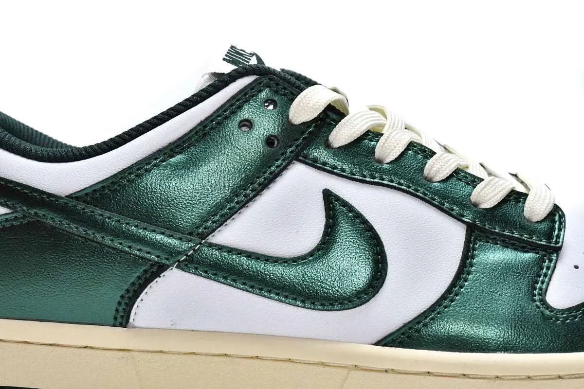 Nike Dunk Vintage Green