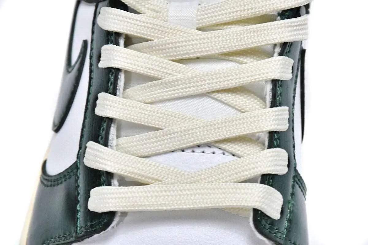 Nike Dunk Vintage Green