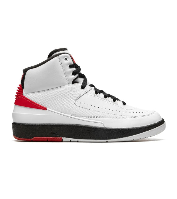 Air Jordan 2 Retro 'Chicago' 2022
