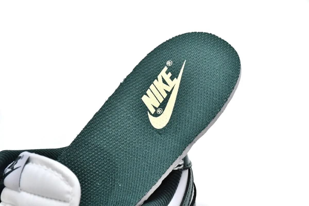 Nike Dunk Low "Vintage Green" KickHaven Bulgaria