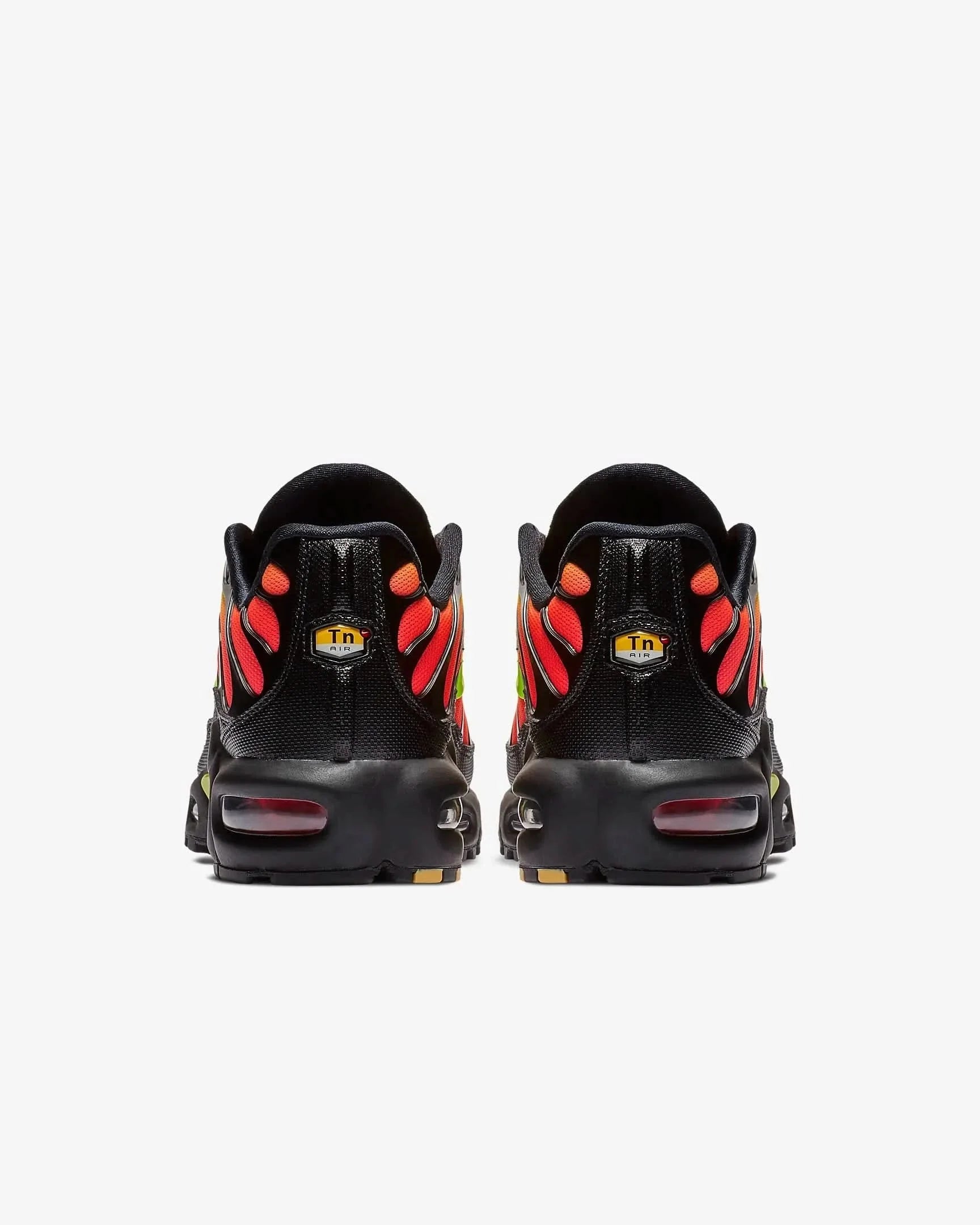 Nike Air Max Plus TN SE "Solar Red" KickHaven Bulgaria  KickHaven Bulgaria