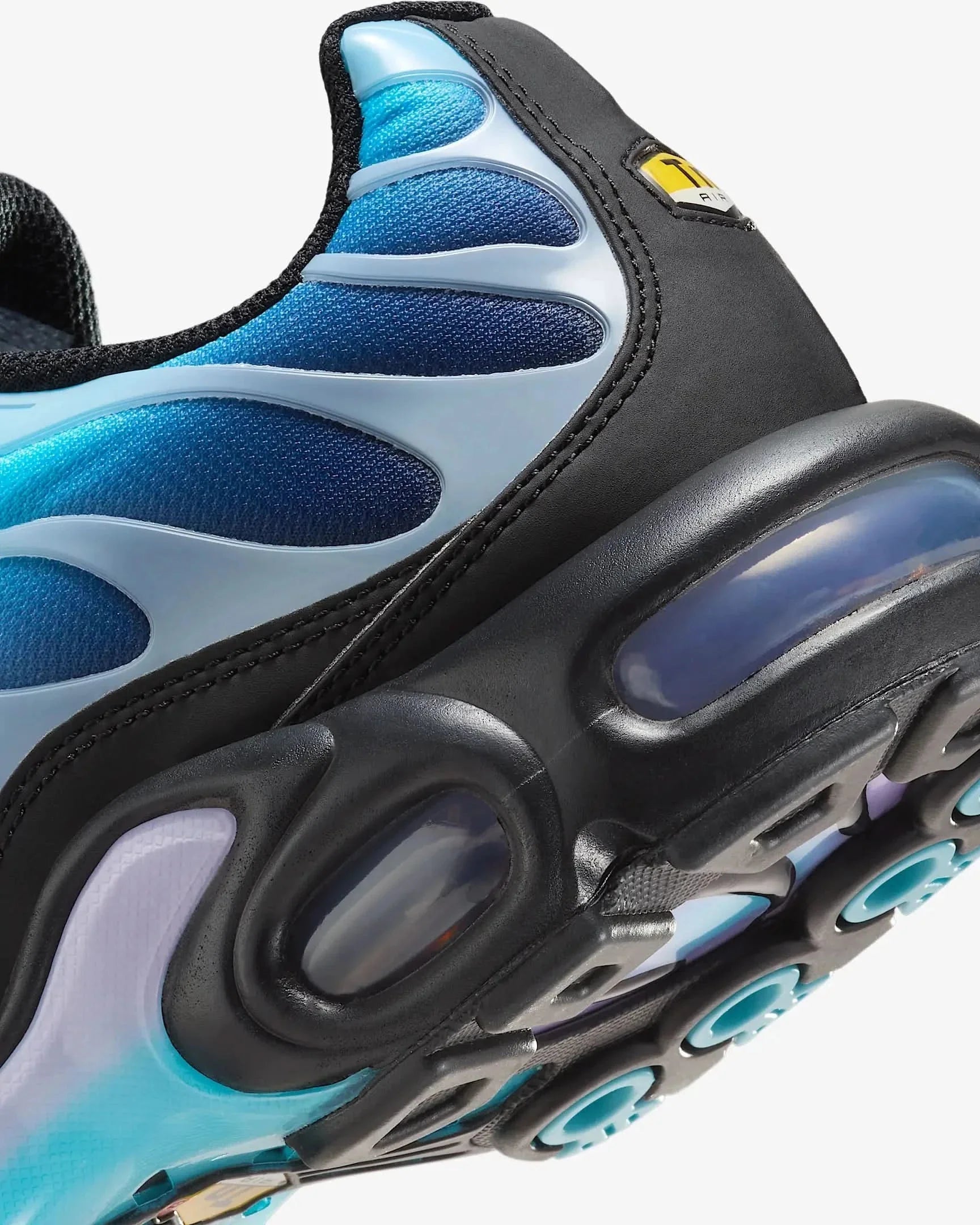 Nike Air Max Plus "Hydrangeas" KickHaven Bulgaria  KickHaven Bulgaria