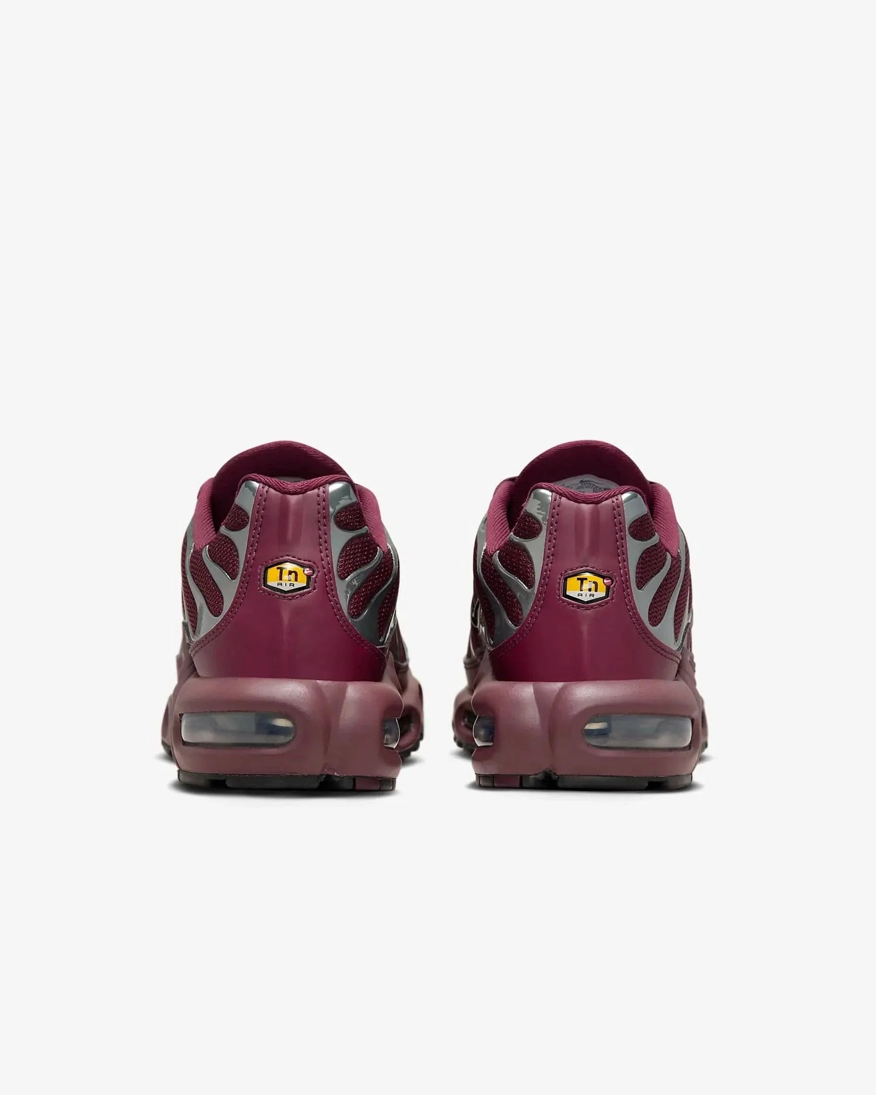 Nike Air Max Plus SE "Night Maroon" KickHaven Bulgaria  KickHaven Bulgaria